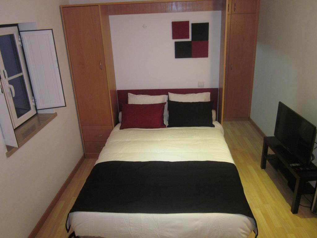 Villa Casinha Da Pedra à Tomar Chambre photo